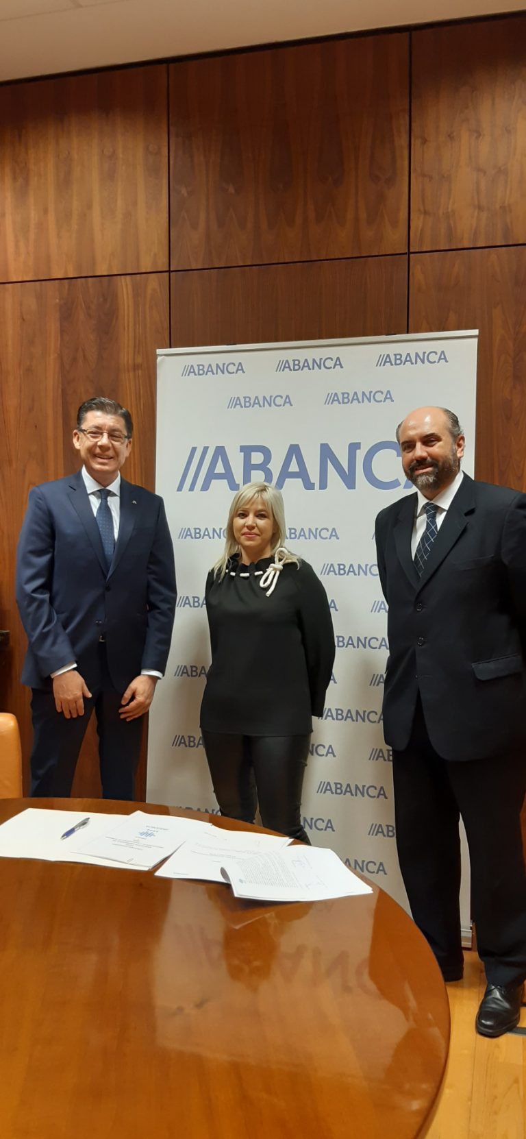 Abanca suscribe un convenio con AEPA para impulsar el crédito de profesionales y autónomos de Ourense
