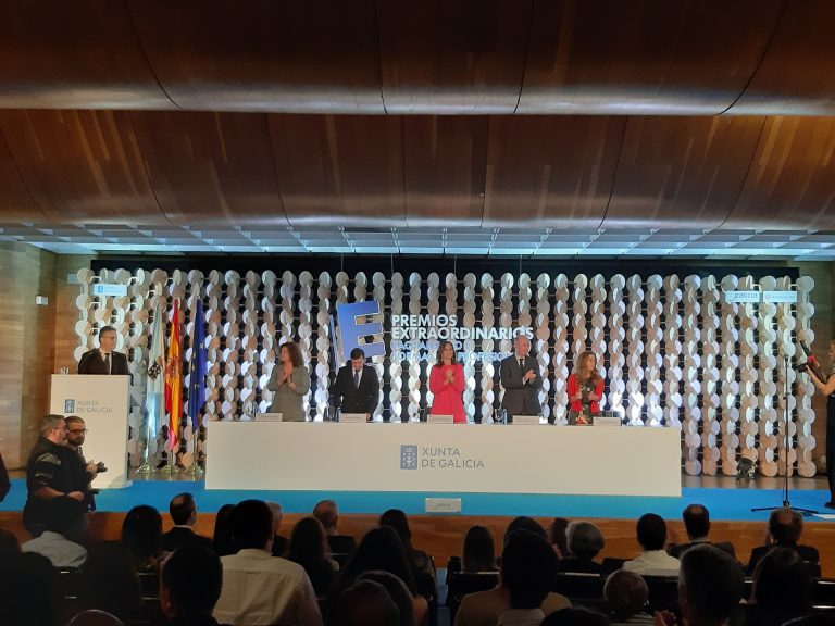 Premiados 40 alumnos gallegos de bachillerato y FP, 24 de ellos mujeres, con los mejores expedientes académicos