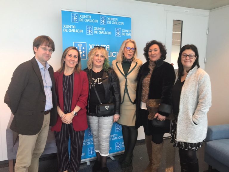 La Xunta analiza con vecinos y comerciantes de Vigo el proyecto de mejora de la PO-330
