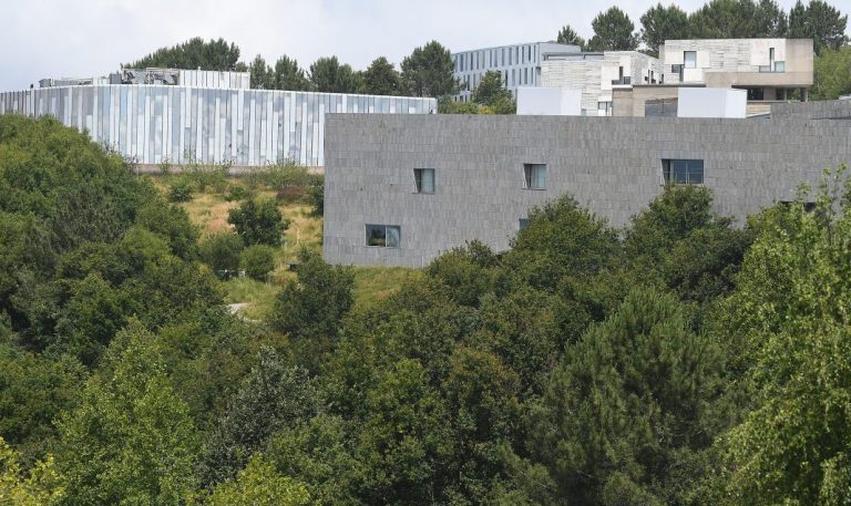 La Universidade de Vigo incrementa sus emisiones de CO2 y supera las 27.000 toneladas anuales