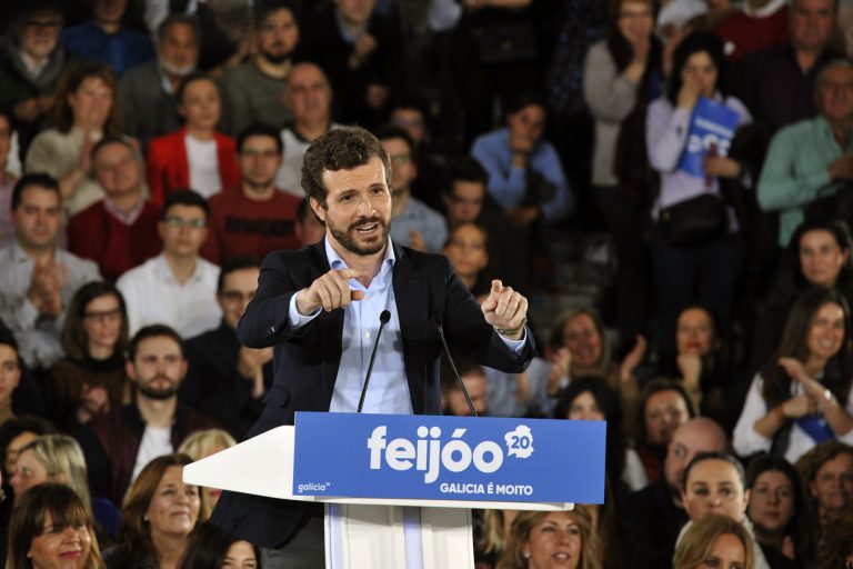 Casado afea a Sánchez que vaya a Euskadi a «meterse con Feijóo» sin referirse a los desaparecidos de Zaldibar