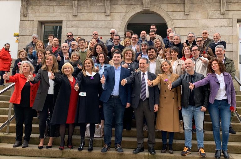 Gonzalo Caballero promete la gratuidad de escuelas infantiles y recuperar la de libros texto