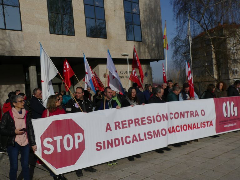 El juicio contra 13 extrabajadores de Vigo por supuestas coacciones a su jefe se salda con multas
