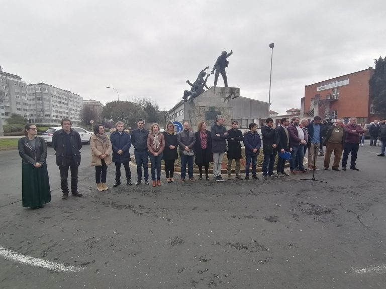 El alcalde de Ferrol pide «recuperar los derechos laborales» perdidos en la crisis en los actos del Día da Clase Obreira