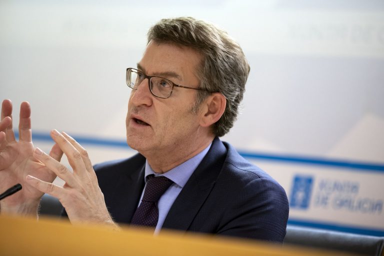Coronavirus.-Feijóo no descarta llegar a pedir al Gobierno aplazar las elecciones «si está en riesgo la salud pública»