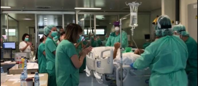 Los pacientes infectados en UCI descienden hasta los 101 en Galicia, siete menos que hace 24 horas