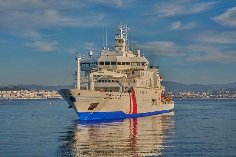 El buque hospital ‘Esperanza del Mar’ zarpa de Vigo para apoyar a la flota que faena en las Azores