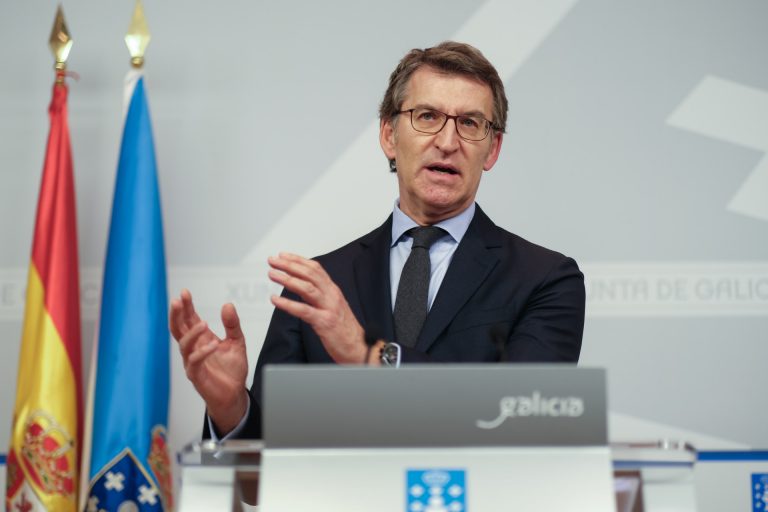 AV.-Feijóo admite que habla con Urkullu «con frecuencia» pero mantiene que las elecciones «no forman parte» de su agenda