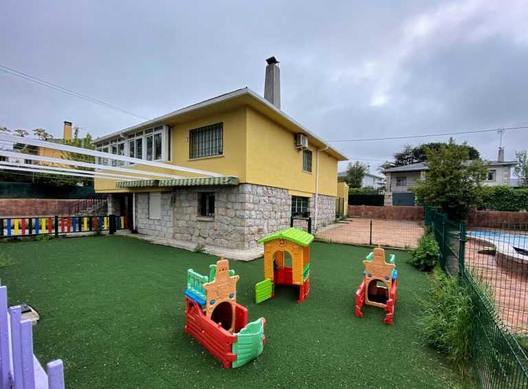 Incerteza en Galicia por la apertura de centros: la comunidad educativa pide concreción al Estado