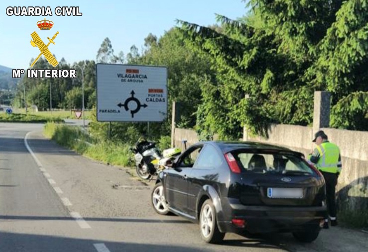 Detectado un conductor ebrio en menos de media hora a 87 y 74 km/h en un tramo limitado a 50 en Vilanova de Arousa