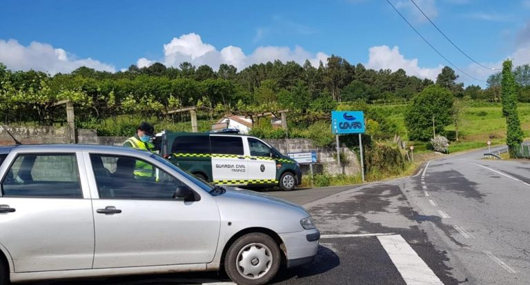 Coronavirus.- Investigado un conductor de A Estrada por quintuplicar la tasa de alcoholemia e incumplir el confinamiento