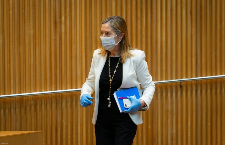 Cvirus.- Casado sitúa a la exministra Ana Pastor como portavoz del PP en la Comisión para la Reconstrucción del Congreso