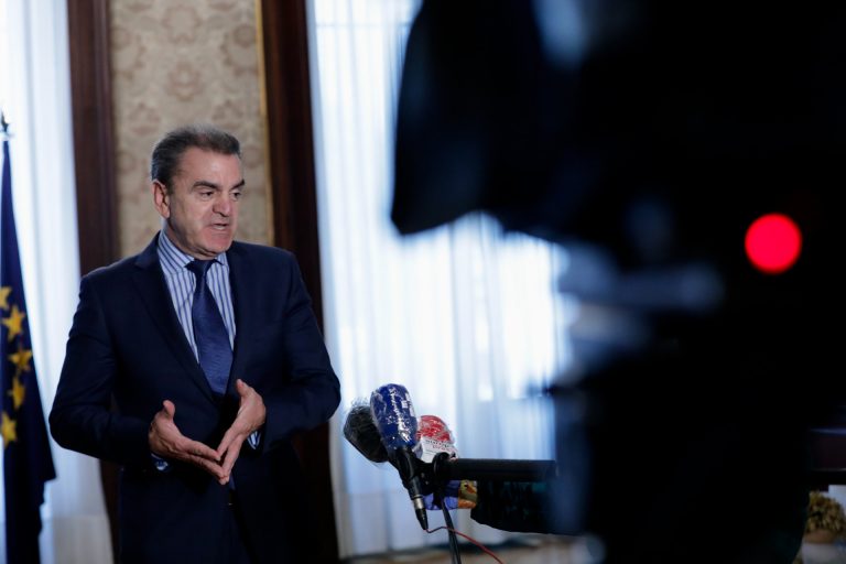 Citan a declarar como imputado por permitir el 8M al delegado del Gobierno en Madrid, el gallego José Manuel Franco