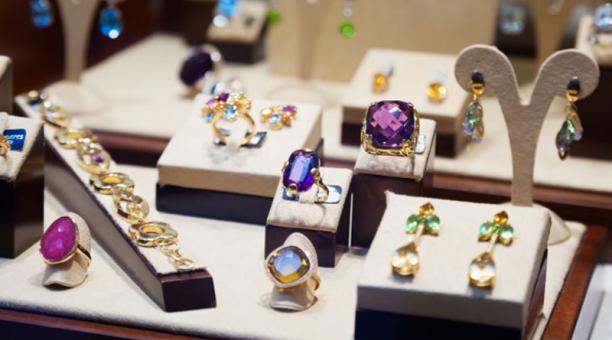El sector de la joyería en Galicia se prepara para reabrir tiendas y talleres a partir del lunes