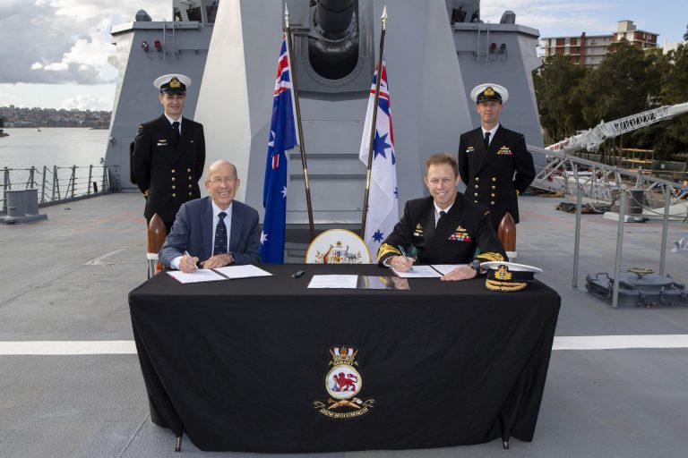 Navantia firma con Australia el mantenimiento de todos los buques construidos o diseñados por la empresa naval española