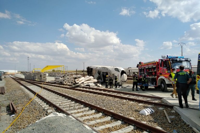 El maquinista herido en el accidente del Alvia se encuentra estable