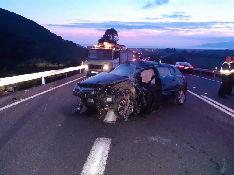 El 061 atendió a 59 personas debido a 51 accidentes de tráfico el fin de semana en Galicia, de las que una murió