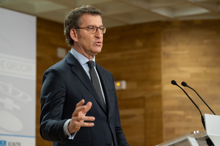 Coronavirus.- Feijóo defiende la gestión en las residencias y niega que se evitase derivar mayores a los hospitales