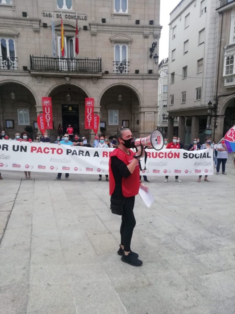 Decenas de personas piden en varias ciudades gallegas un pacto por la reconstrucción sin «confrontación y odio»