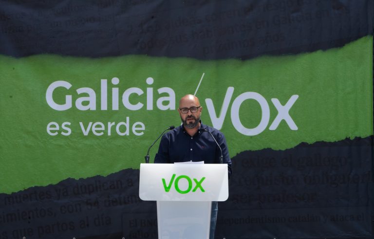 Morado afirma que Vox mantendría el gallego como lengua cooficial: «Tiene que ser un privilegio, no una imposición»