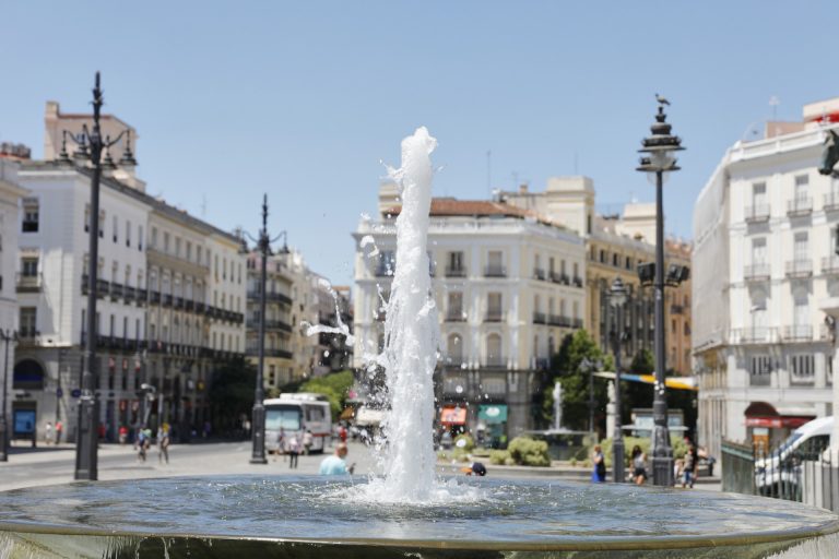 AEMET prevé temperaturas anormalmente altas para la época en la vertiente atlántica, con más de 34ºC y 36ºC