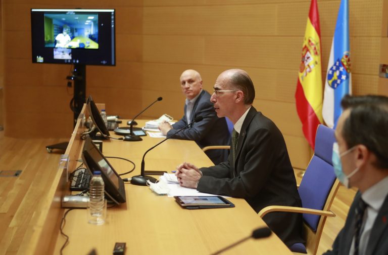 Sanidade sigue con los estudios de contactos tras cuatro positivos de una familia en Betanzos