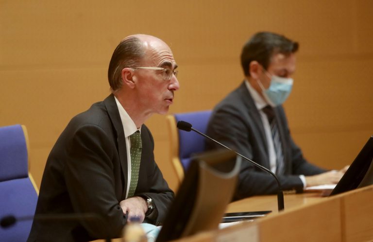 Coronavirus.- Sanidade reclama al Ministerio una «normativa básica» que ampare a las CCAA para confinar zonas