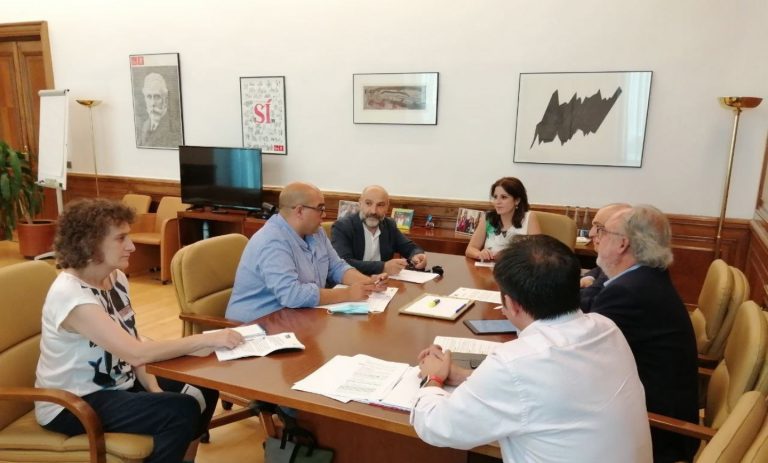 El BNG se reúne con el PSOE para exigirle que ponga fecha al cumplimiento de sus acuerdos del pacto de investidura