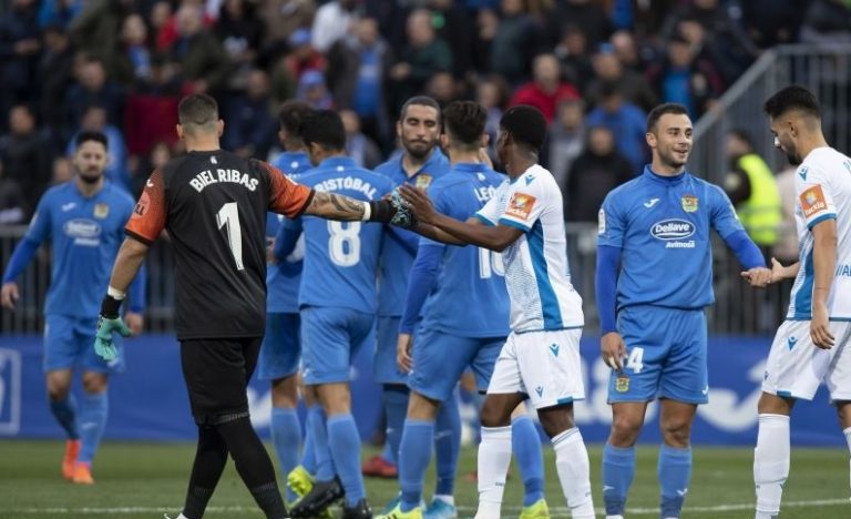 LaLiga suspende el Dépor-Fuenlabrada: los coruñeses descienden a Segunda B y el Elche jugará el ‘playoff’ de ascenso