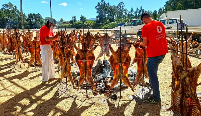 La Festa do Carneiro ao Espeto reúne a 7.000 personas en Moraña