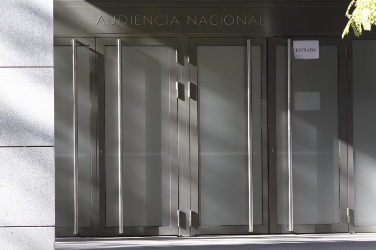 La Audiencia Nacional admite una querella por el proceso de venta de las plantas de Alcoa en Avilés y A Coruña