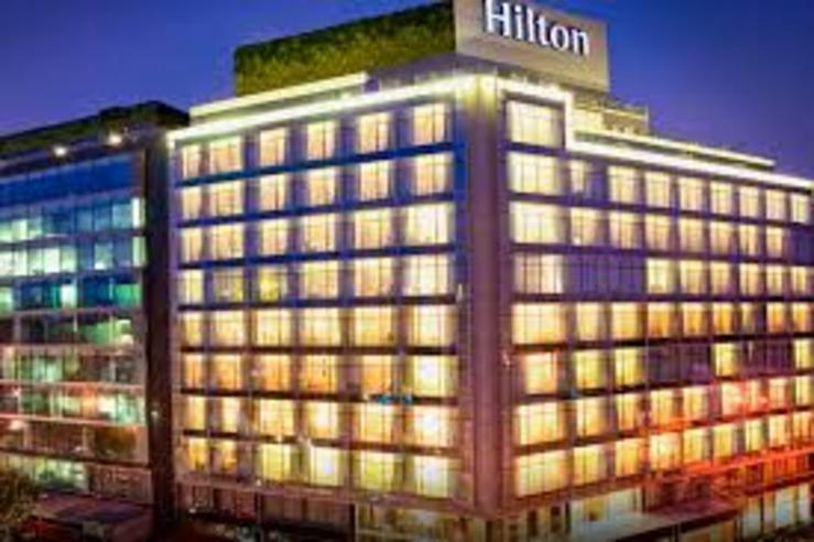 El primer hotel de la cadena Hilton en Galicia abrirá a principios de septiembre en A Coruña