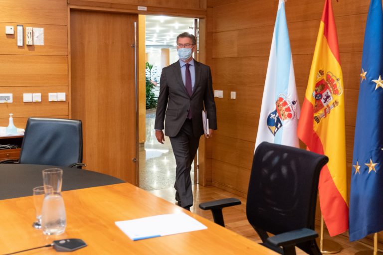 Feijóo, arropado por Casado, Ayuso y Rajoy, toma posesión este sábado y ratifica que el domingo tendrá «nuevo gobierno»