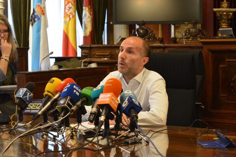 Jácome valora pedir «amparo» al Gobierno y a la UE ante la «discriminación nunca vista» de Feijóo con Ourense