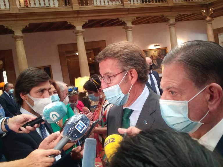 Feijóo dice que retomará «la negociación y el diálogo» con Ourense cuando acabe «la profunda crisis» del gobierno local