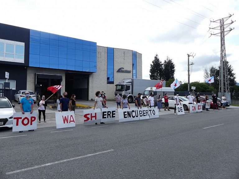 Trabajadores de Top Wash se movilizan para exigir la readmisión de ocho compañeros