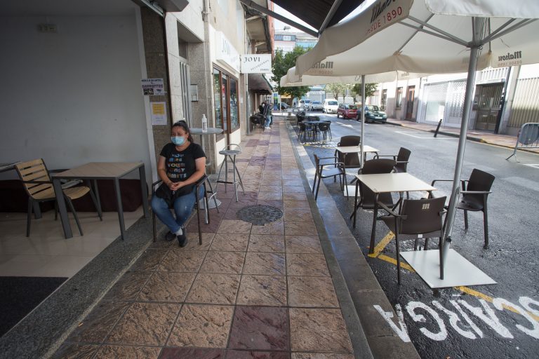 Sanidade endurece las restricciones en cuatro calles de Ourense y las implanta en Verín