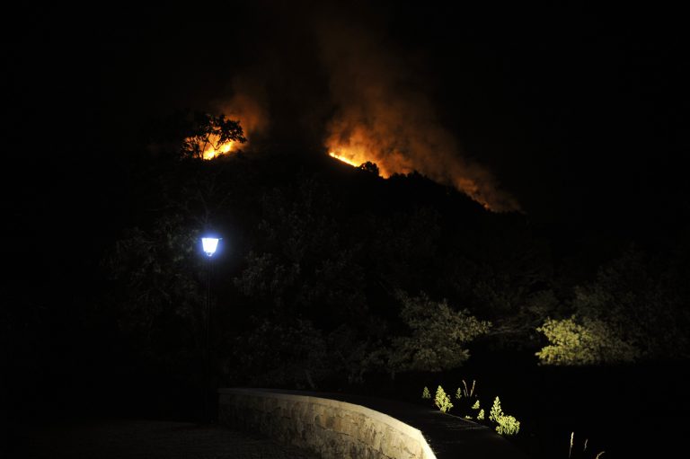 Esclarecidos tres pequeños incendios forestales ocurridos entre agosto y septiembre en Toén, Maceda y Santiago