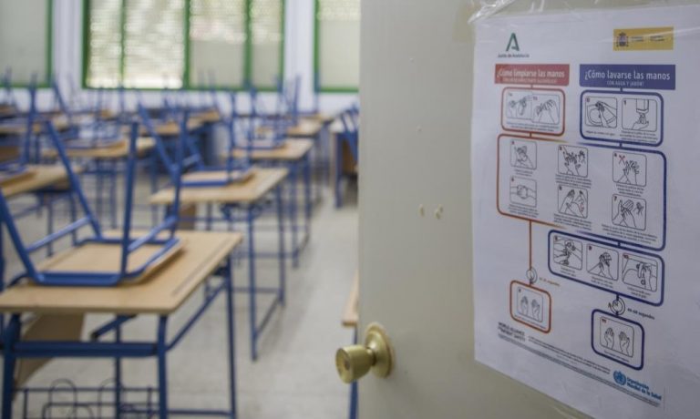La incidencia de la pandemia mantiene cerradas 50 aulas en centros y guarderías de toda Galicia
