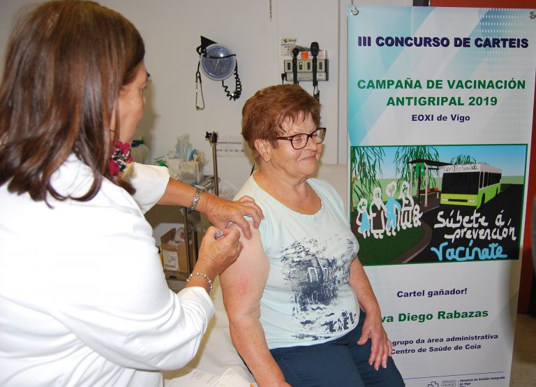 Galicia comenzará el 5 de octubre la vacunación antigripal en personal sanitario y el día 13 entre la población general