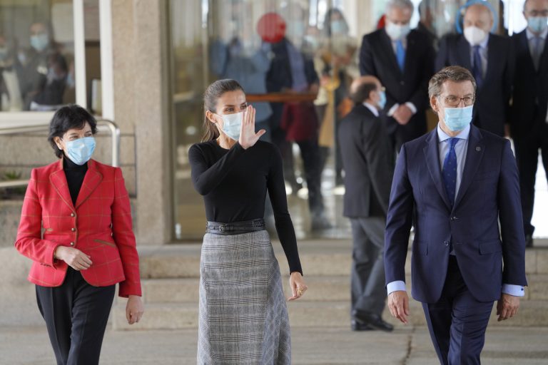 La reina Letizia inaugura en Santiago el curso de FP y profundiza en la innovación y la relación con la empresa