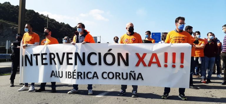 Los trabajadores de Alu Ibérica en A Coruña vuelven a movilizarse para pedir la intervención de la planta