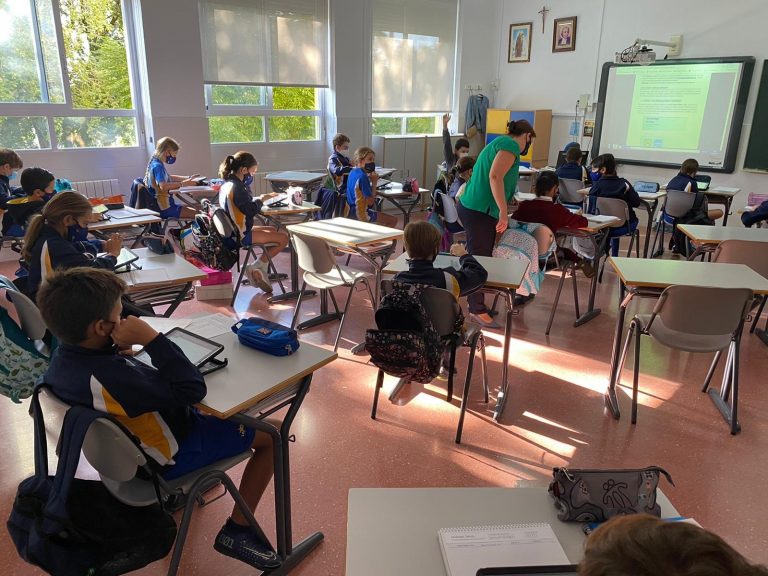 Los casos en centros gallegos suben a 421 y una escuela infantil en Celanova (Ourense) cierra tras un positivo