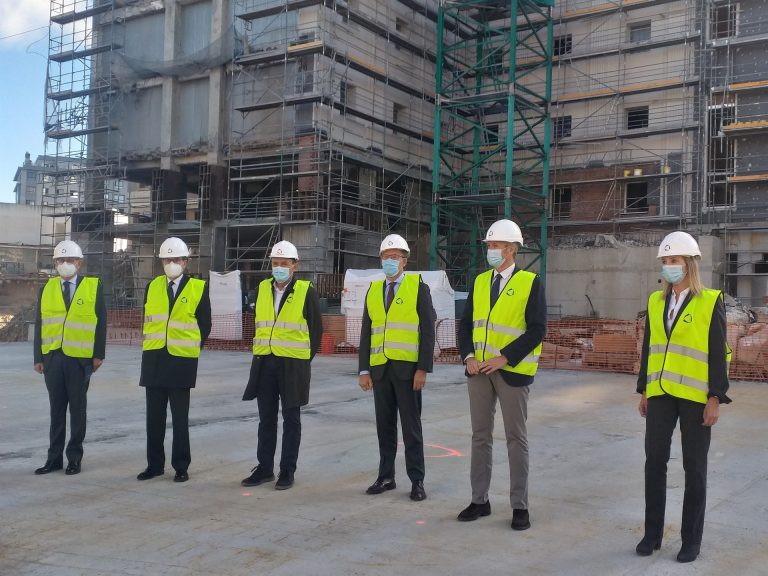 Feijóo destaca el avance de las obras de la Ciudad de la Justicia de Vigo, que acabarán en el primer trimestre de 2021