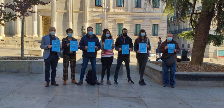 BNG, Bildu y CUP denuncian un «montaje policial» para juzgar a 12 independentistas gallegos la próxima semana