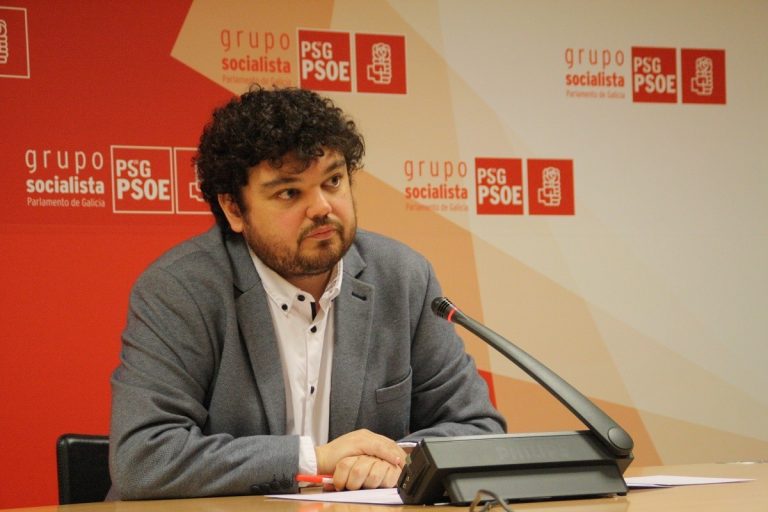 El PSdeG presenta un aluvión de preguntas en la Comisión de Sanidad para denunciar que llevan seis meses sin respuesta
