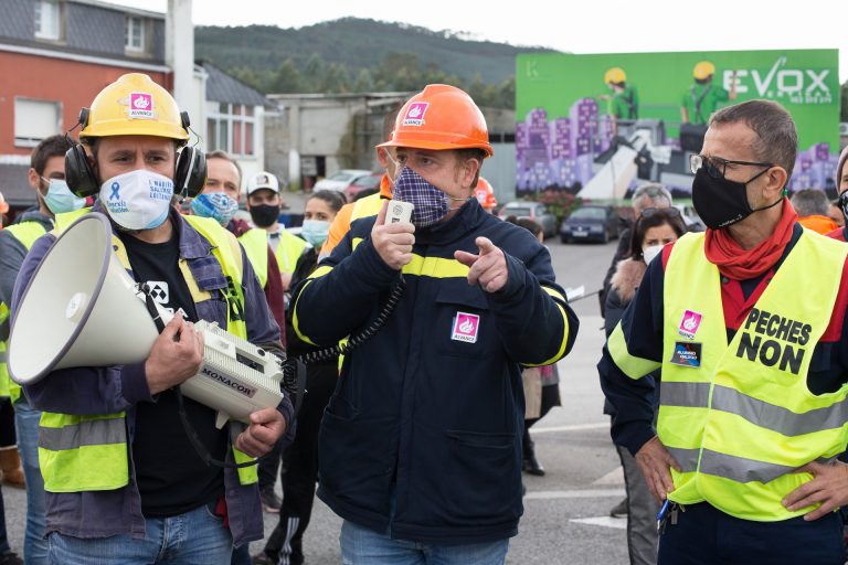 Pleno.- La Xunta se personará en la vista de cautelares del ERE de Alcoa y acompañará a trabajadores en su impugnación