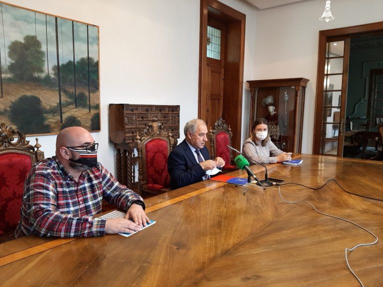 TURISMO.- Diputación de Lugo prorroga por 45.000 euros el contrato con Tragsa para el catamarán por el Miño y el Sil