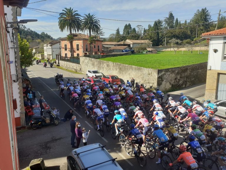 Guardia Civil de Pontevedra movilizará 113 efectivos para proteger a ciclistas de La Vuelta a su paso por la provincia