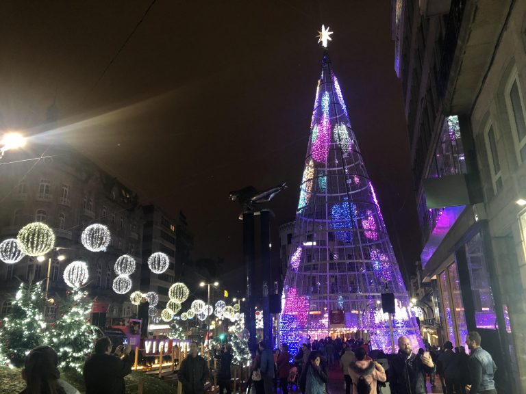 El alcalde de Vigo confirma que el encendido del alumbrado navideño se emitirá de modo telemático